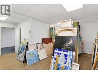 525 - 527 Lawrence Avenue. Kelowna, British Columbia