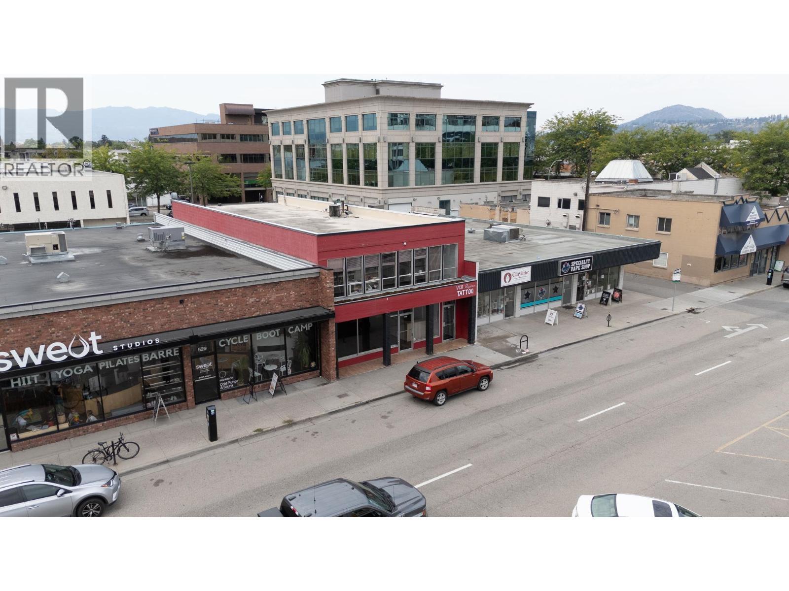 525 - 527 Lawrence Avenue. Kelowna, British Columbia
