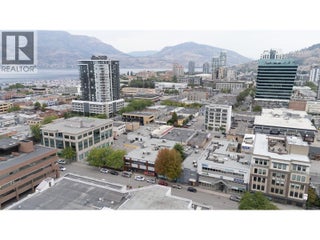 525 - 527 Lawrence Avenue. Kelowna, British Columbia