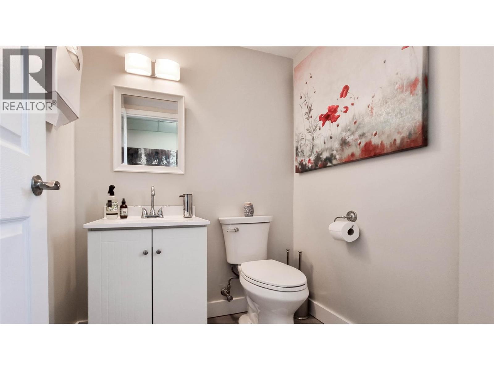 1607 Ellis Street. Kelowna, British Columbia