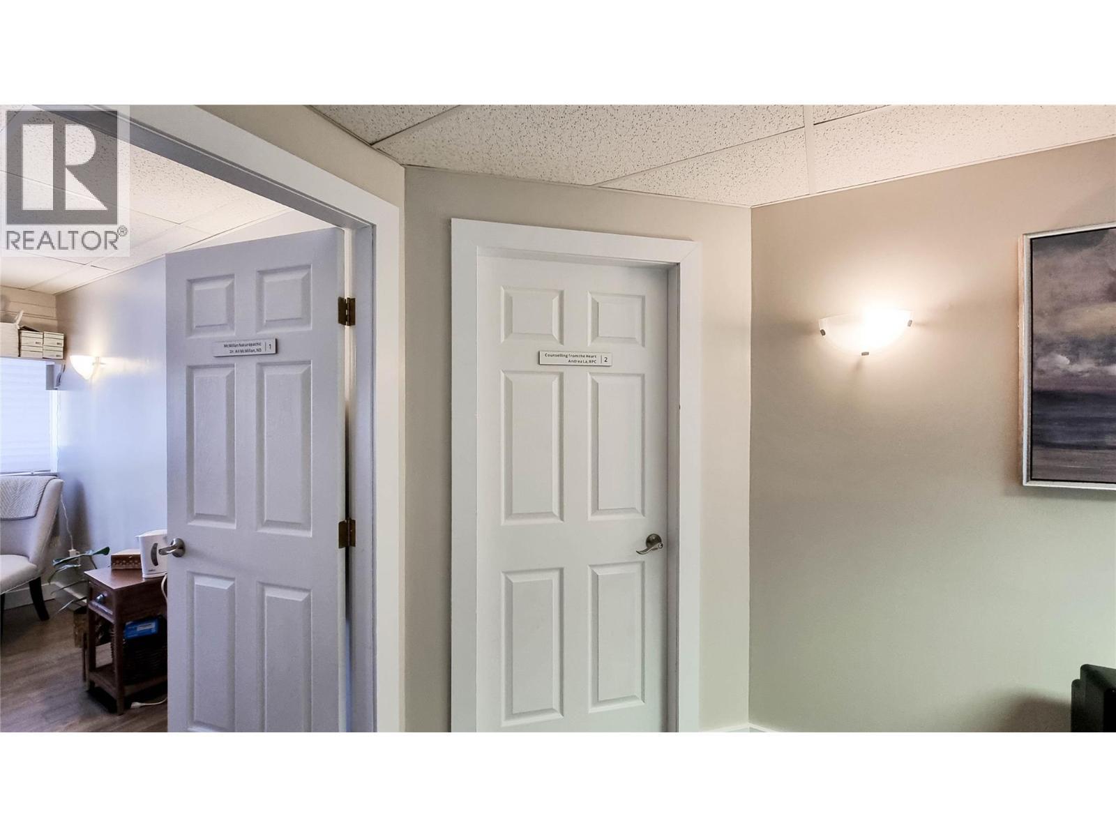 1607 Ellis Street. Kelowna, British Columbia