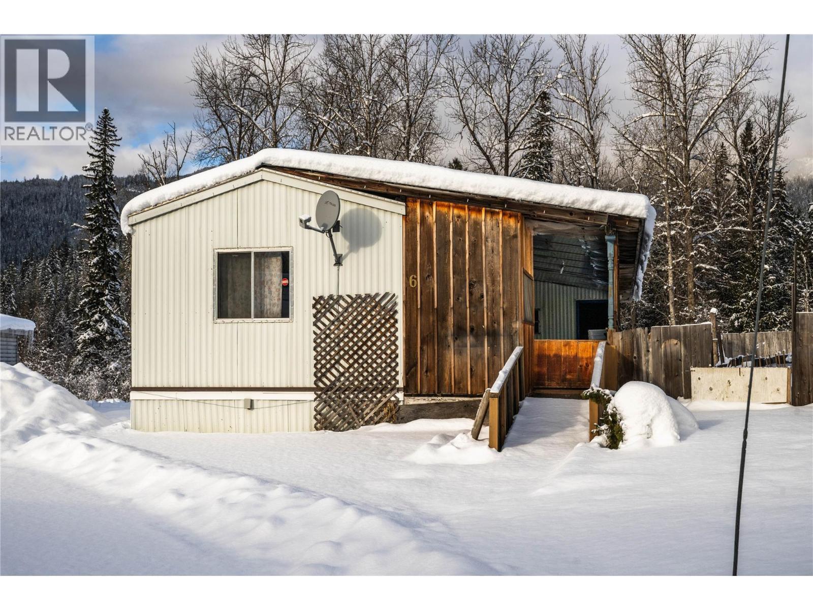 3643 Malakwa Road. Malakwa, British Columbia