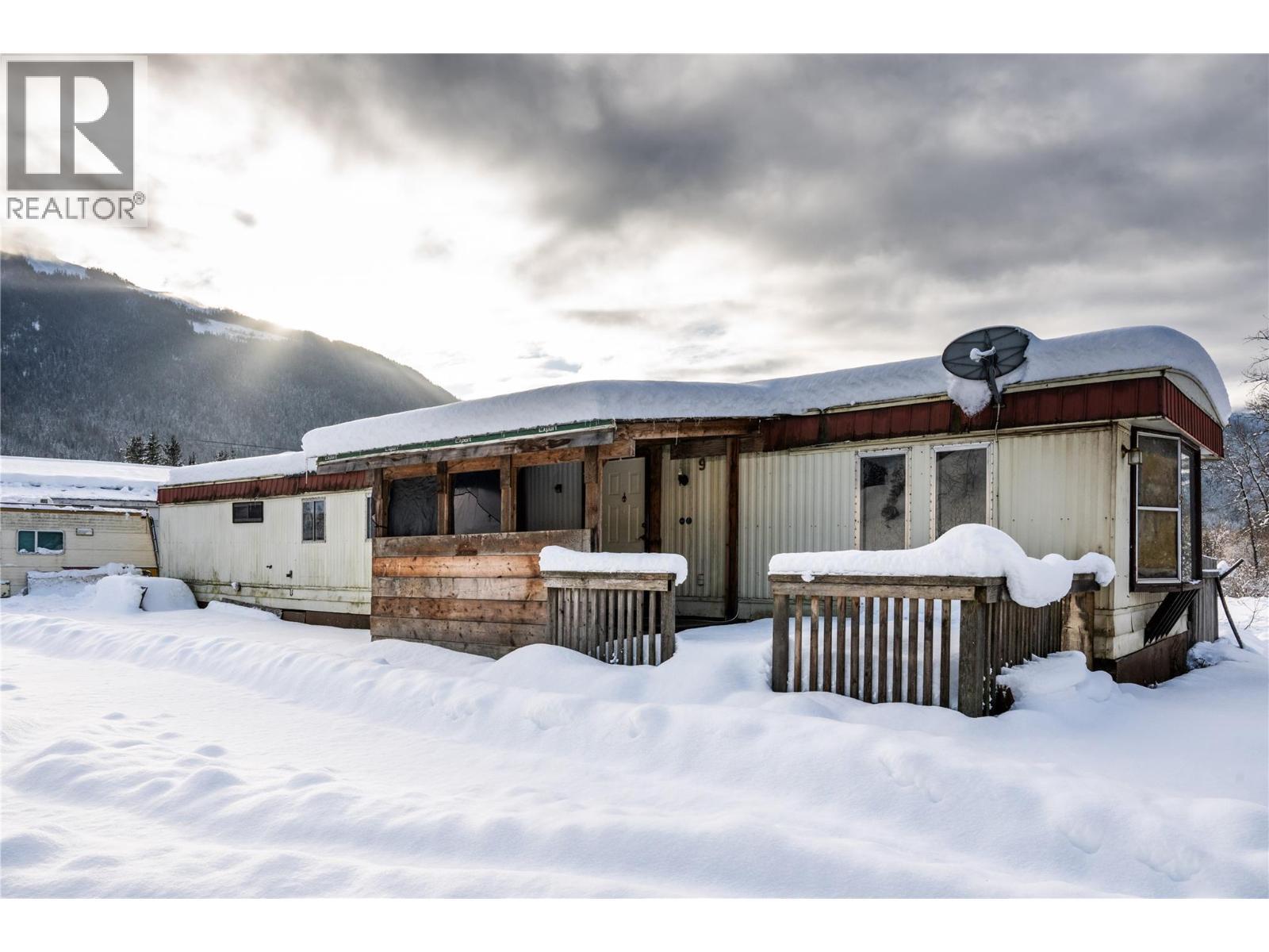 3643 Malakwa Road. Malakwa, British Columbia