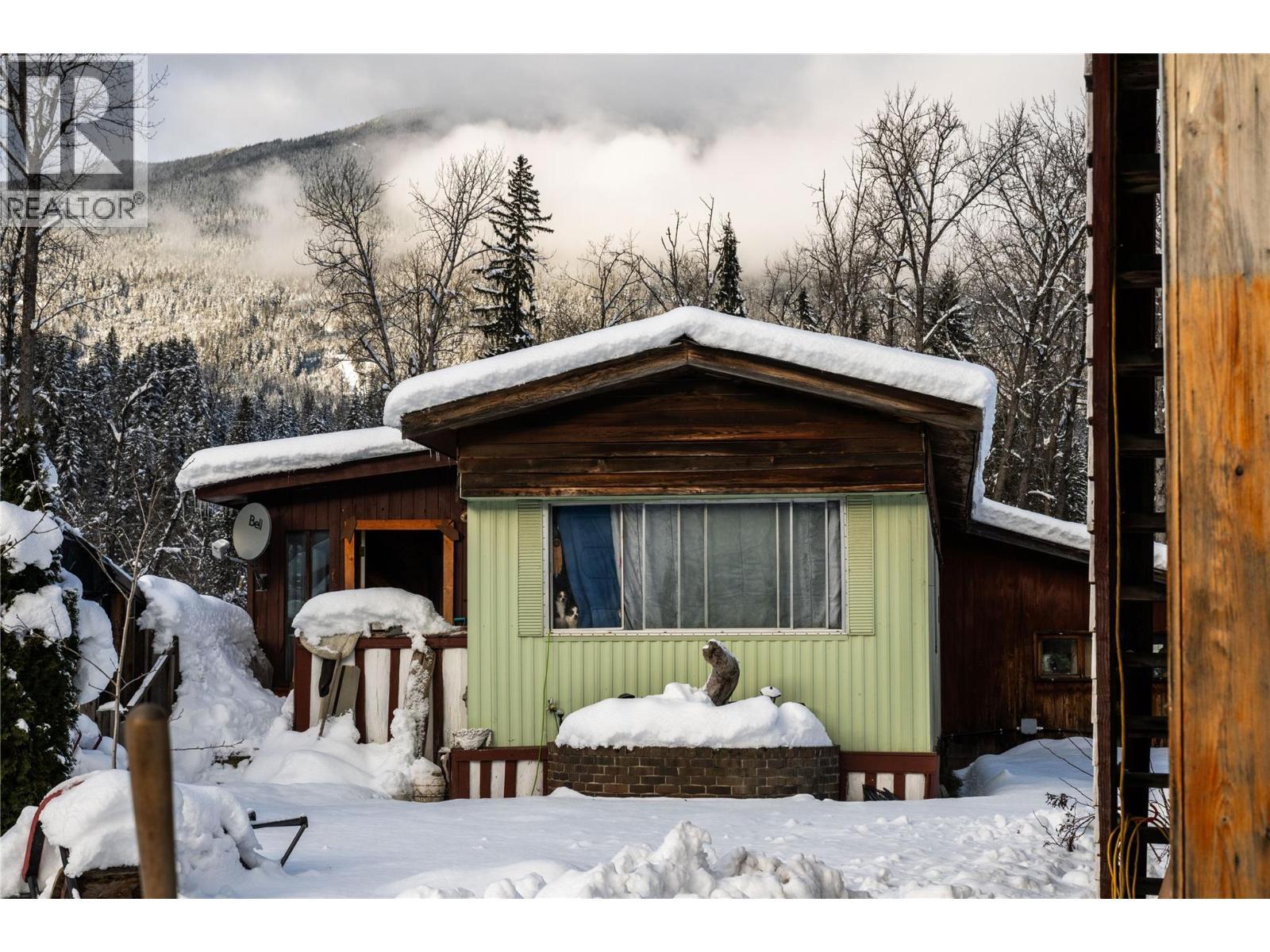 3643 Malakwa Road. Malakwa, British Columbia