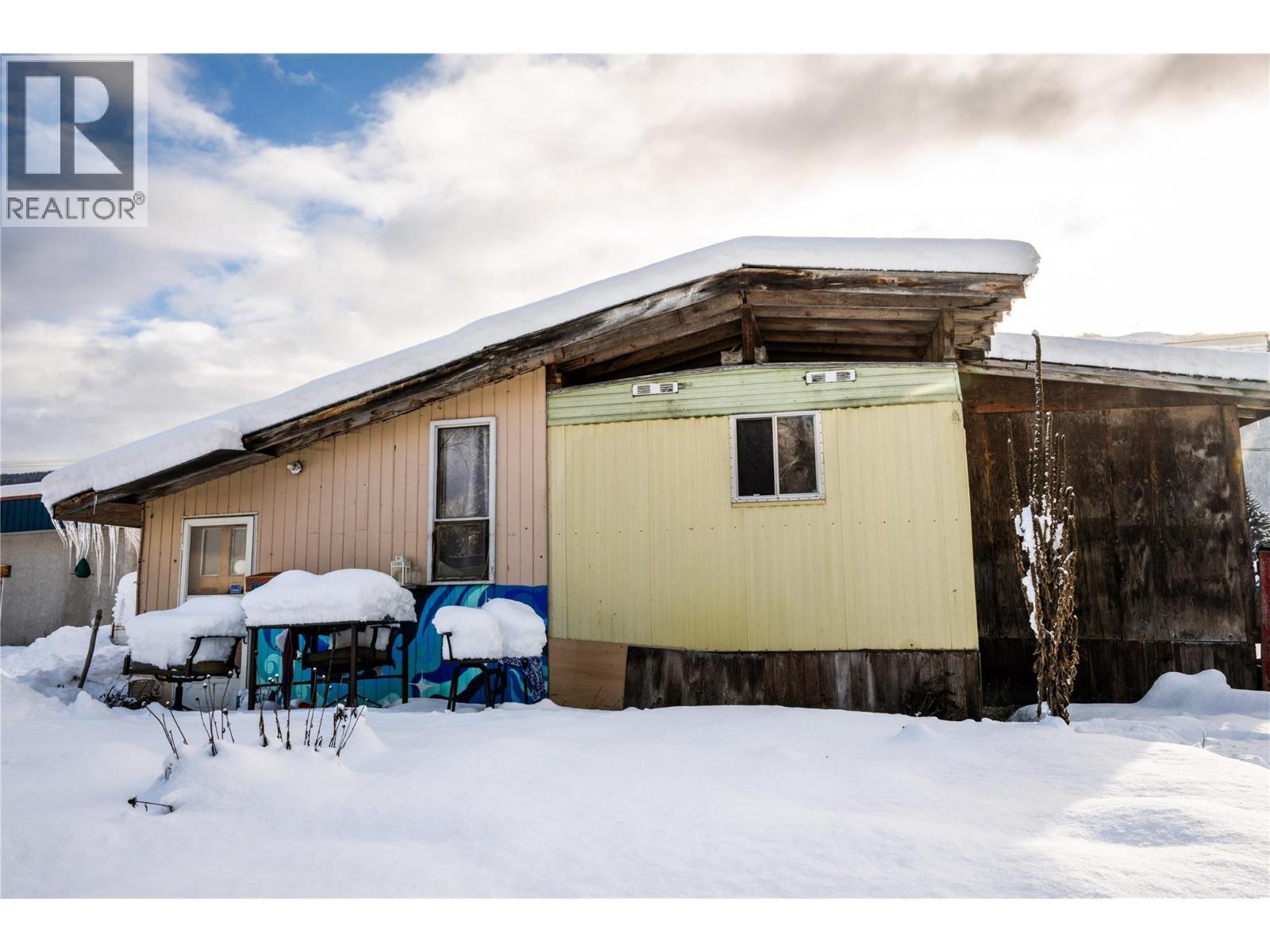 3643 Malakwa Road. Malakwa, British Columbia