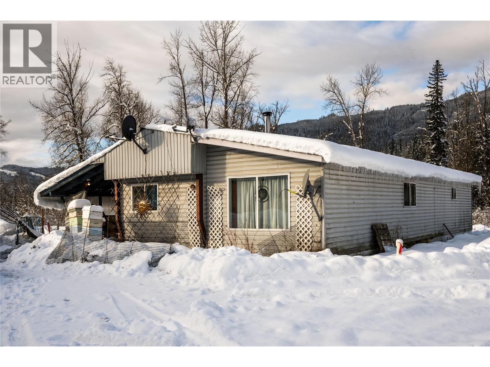 3643 Malakwa Road. Malakwa, British Columbia