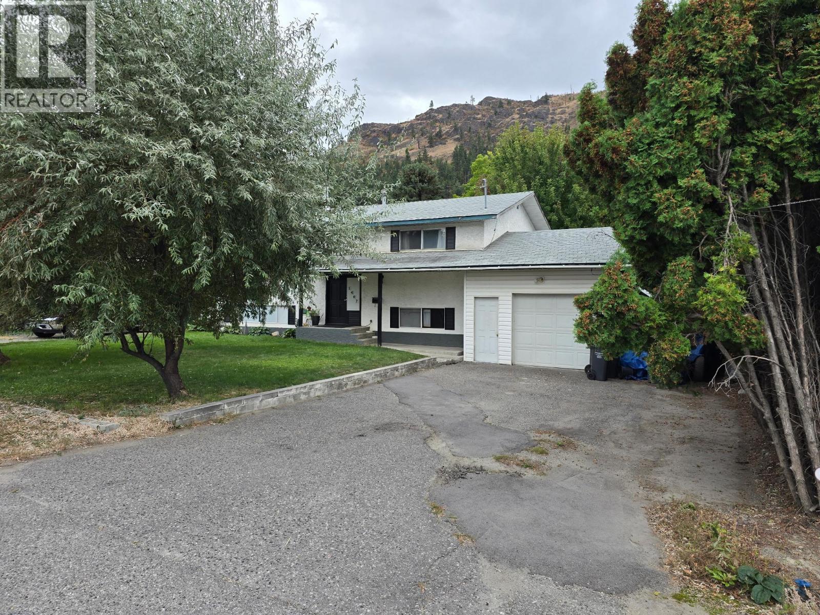 2606 Applewood Road. West Kelowna, British Columbia