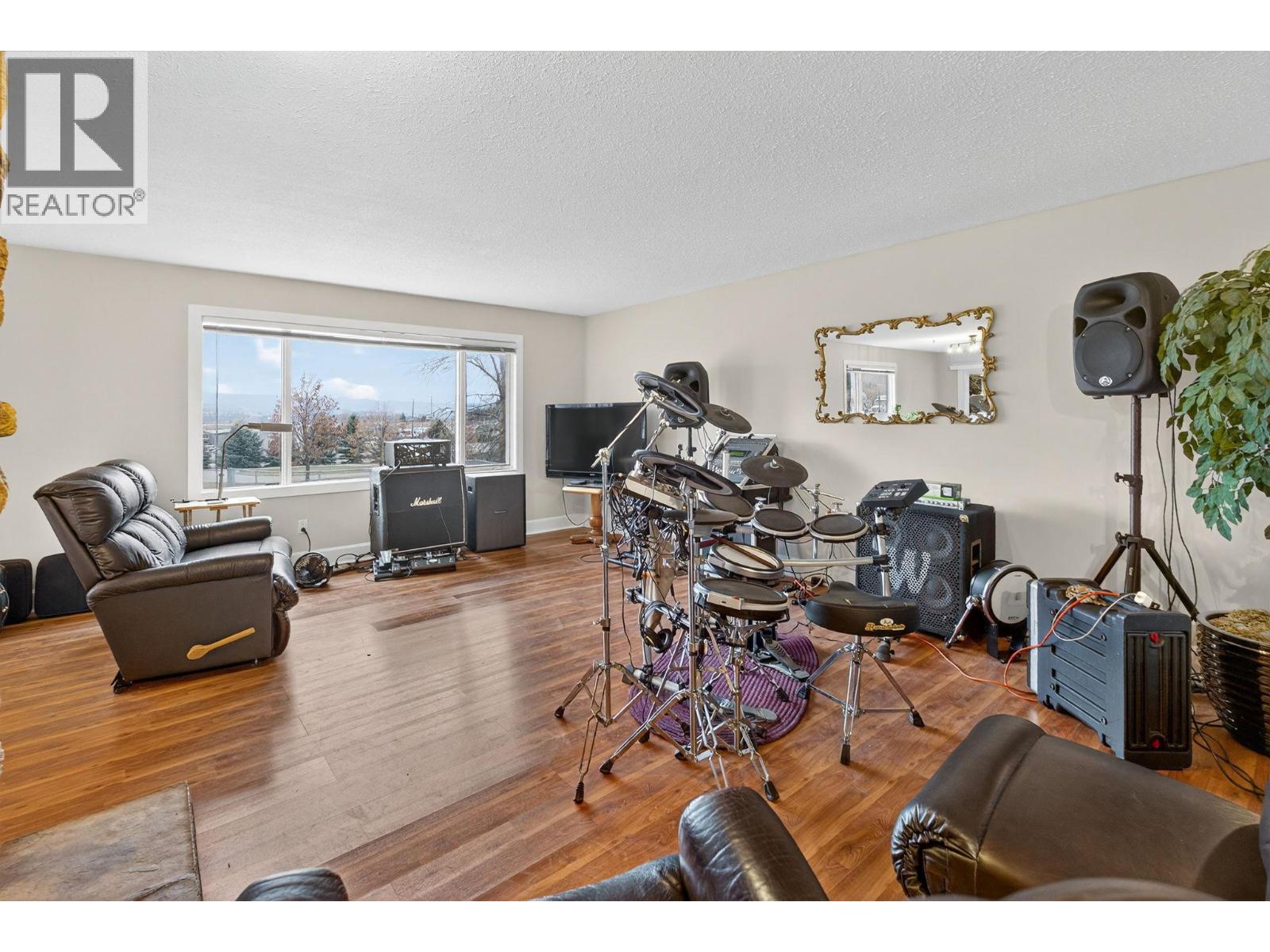 3109 Appaloosa Road. Kelowna, British Columbia