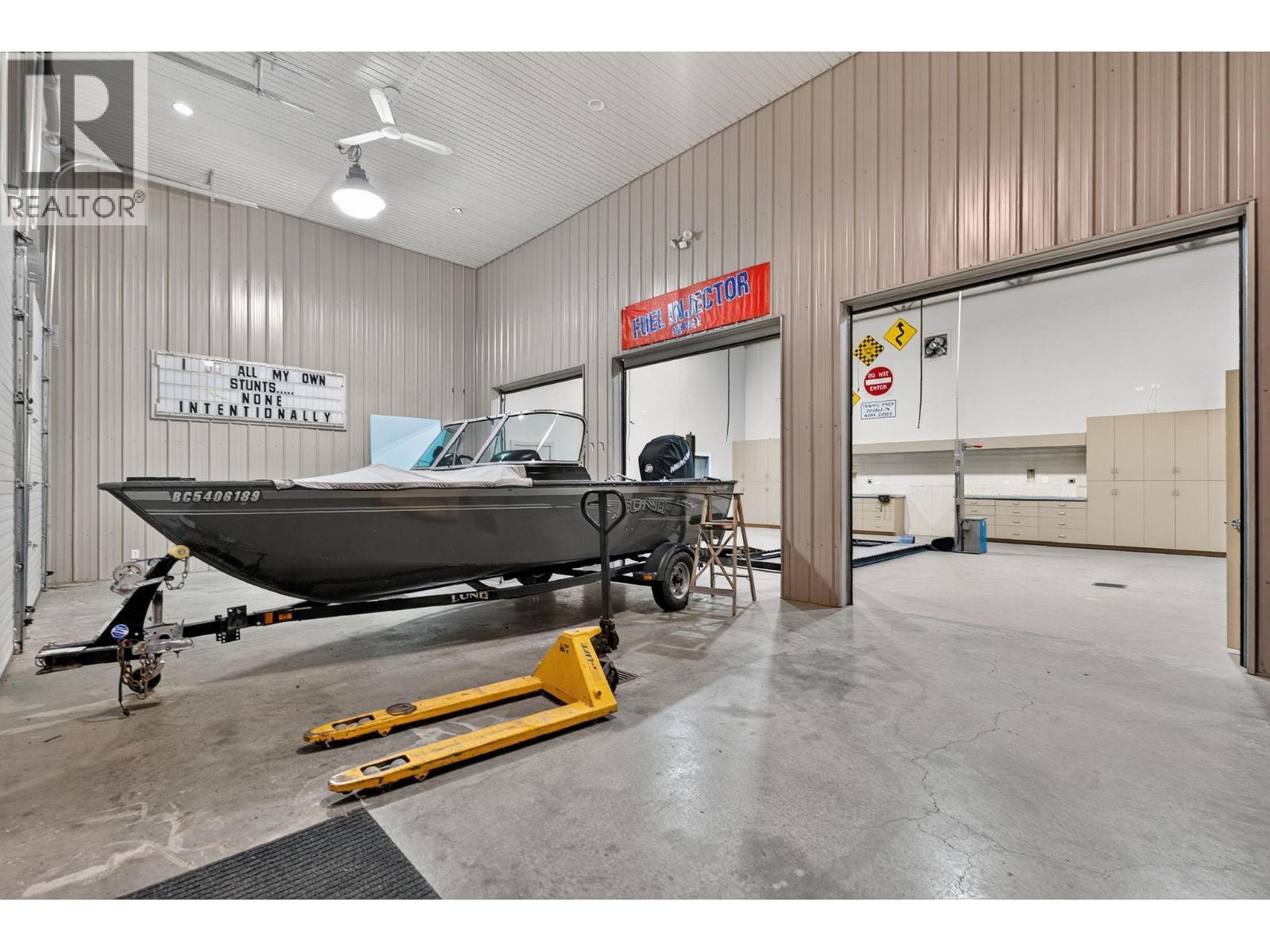 3109 Appaloosa Road. Kelowna, British Columbia