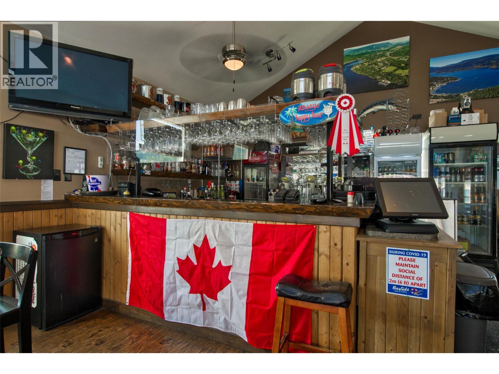 2886 Marine Drive. Blind Bay, British Columbia