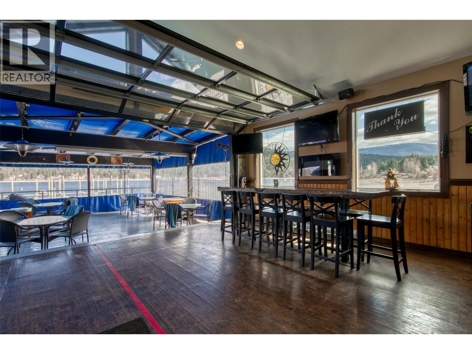 2886 Marine Drive. Blind Bay, British Columbia