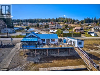 2886 Marine Drive. Blind Bay, British Columbia