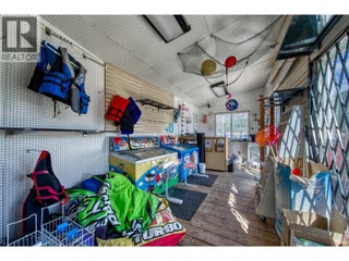 2886 Marine Drive. Blind Bay, British Columbia