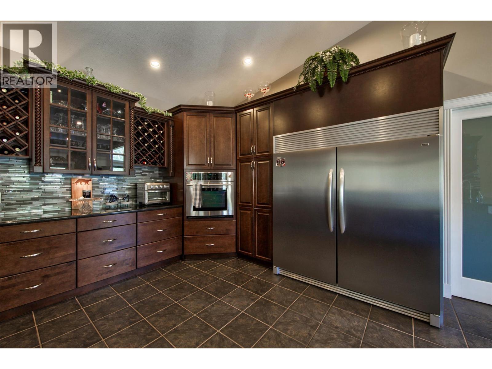 2886 Marine Drive. Blind Bay, British Columbia