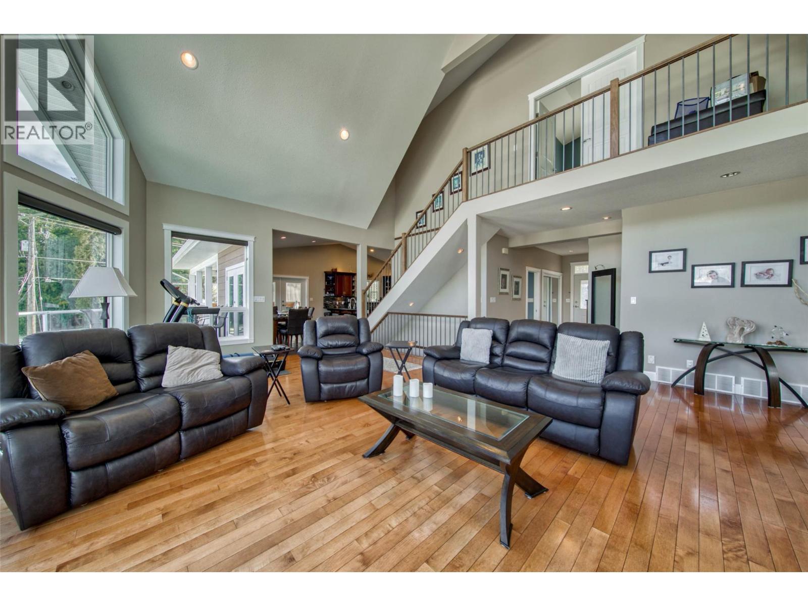 2886 Marine Drive. Blind Bay, British Columbia