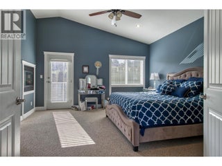 2886 Marine Drive. Blind Bay, British Columbia