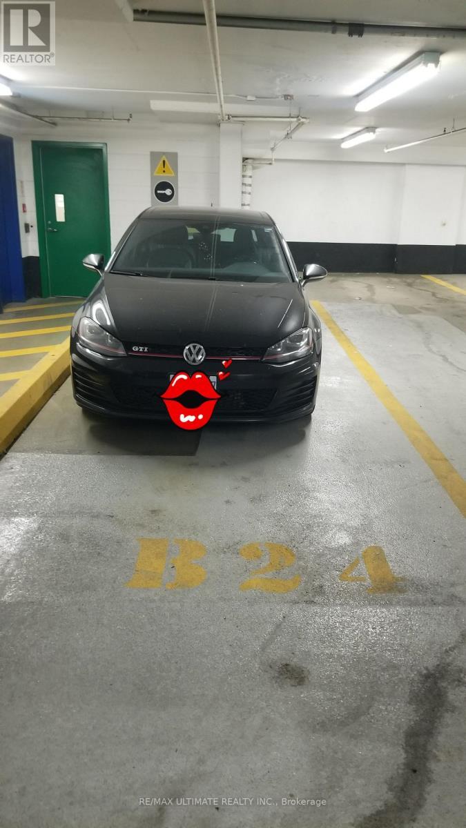 Parking B24 - 393 King Street W, Toronto (waterfront Communities)