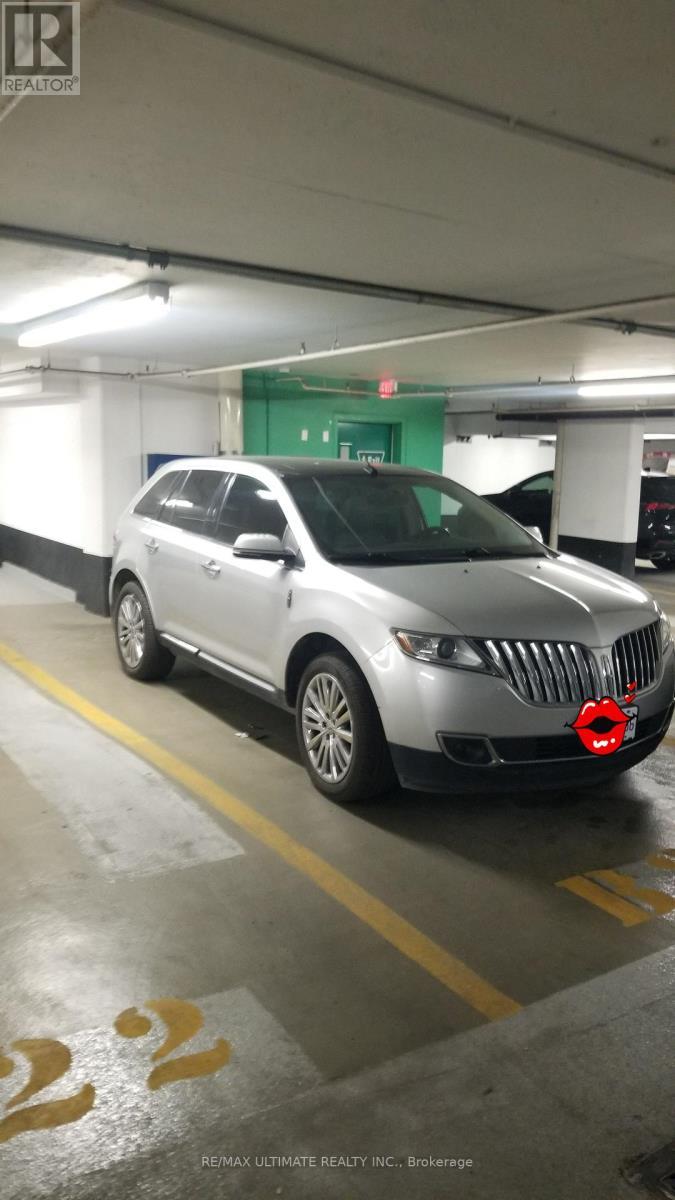 Parking B21 - 393 King Street W, Toronto (waterfront Communities)