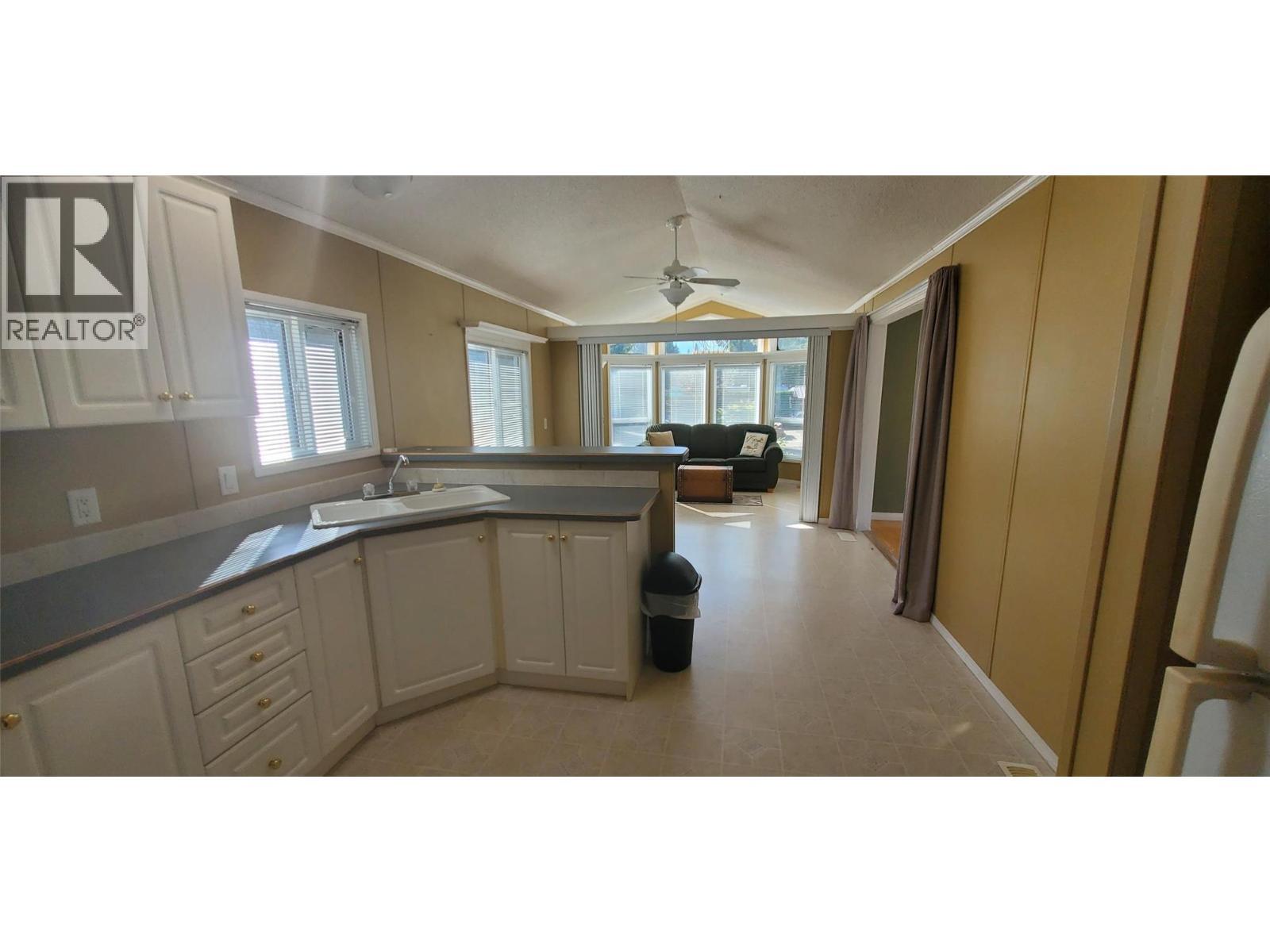 3980 Squilax Anglemont Road Unit# 164. Scotch Creek, British Columbia