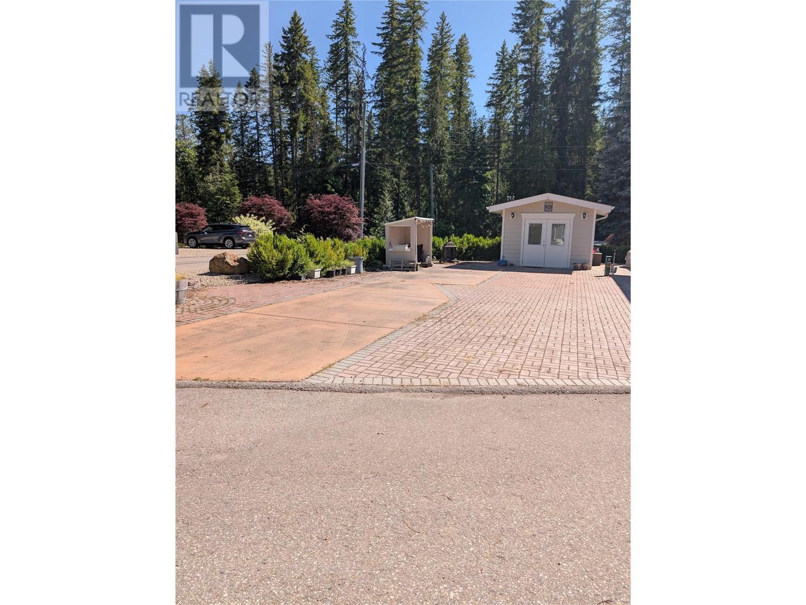 3303 Mabel Lake Road Unit# 52. Enderby, British Columbia