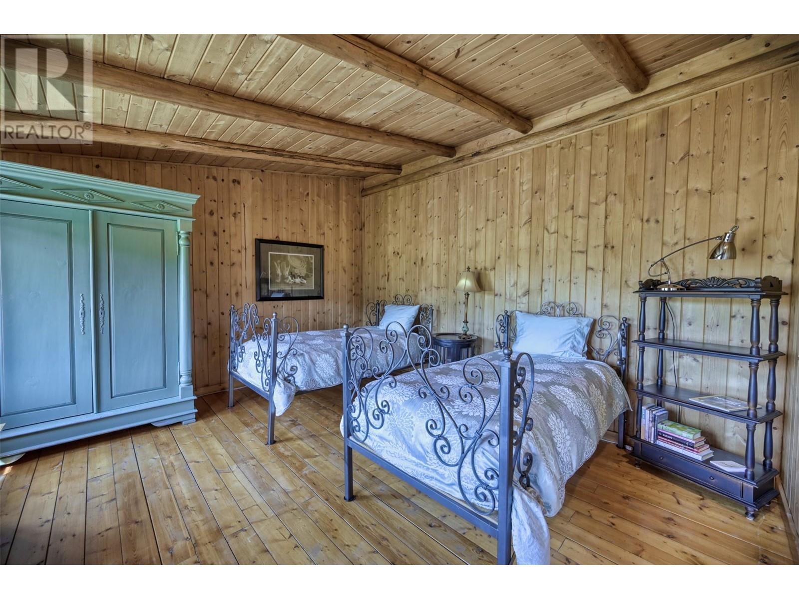 1000 Halfway Lake Road. Princeton, British Columbia