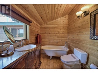 1000 Halfway Lake Road. Princeton, British Columbia