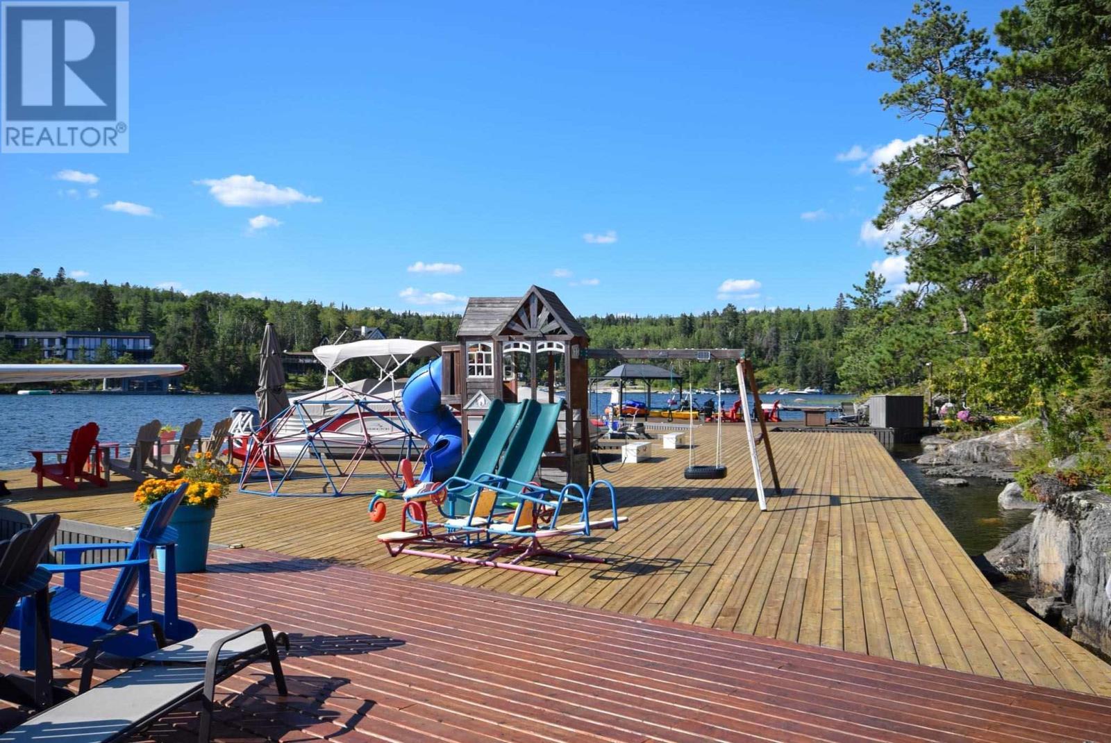 A15 Clearwater Baylake Of The Woods W OF KEEWATIN Luxury Home for