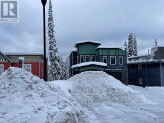 555 Monashee Road. Silver Star, British Columbia