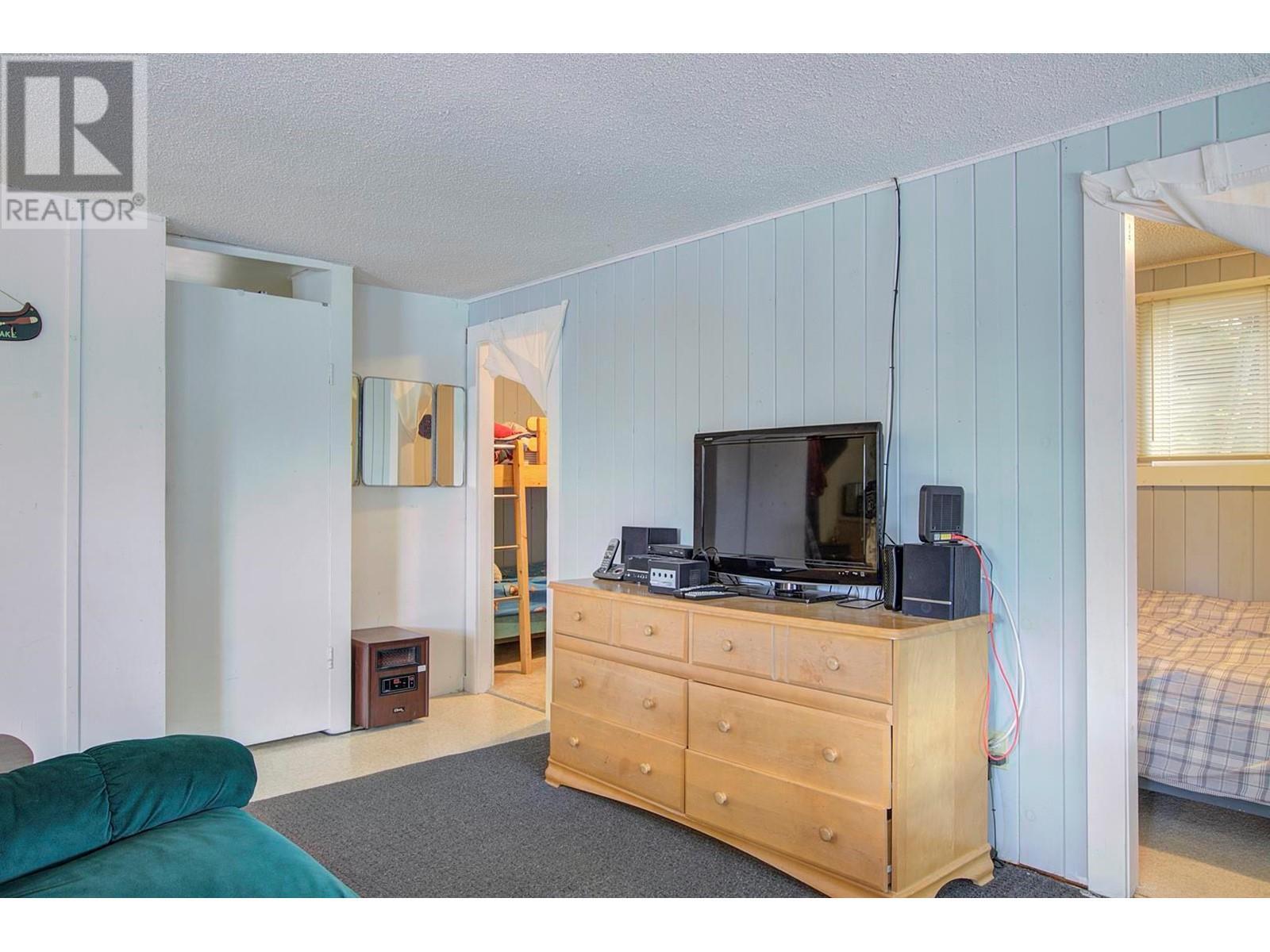 3602 Mabel Lake Road Unit# 5. Lumby, British Columbia