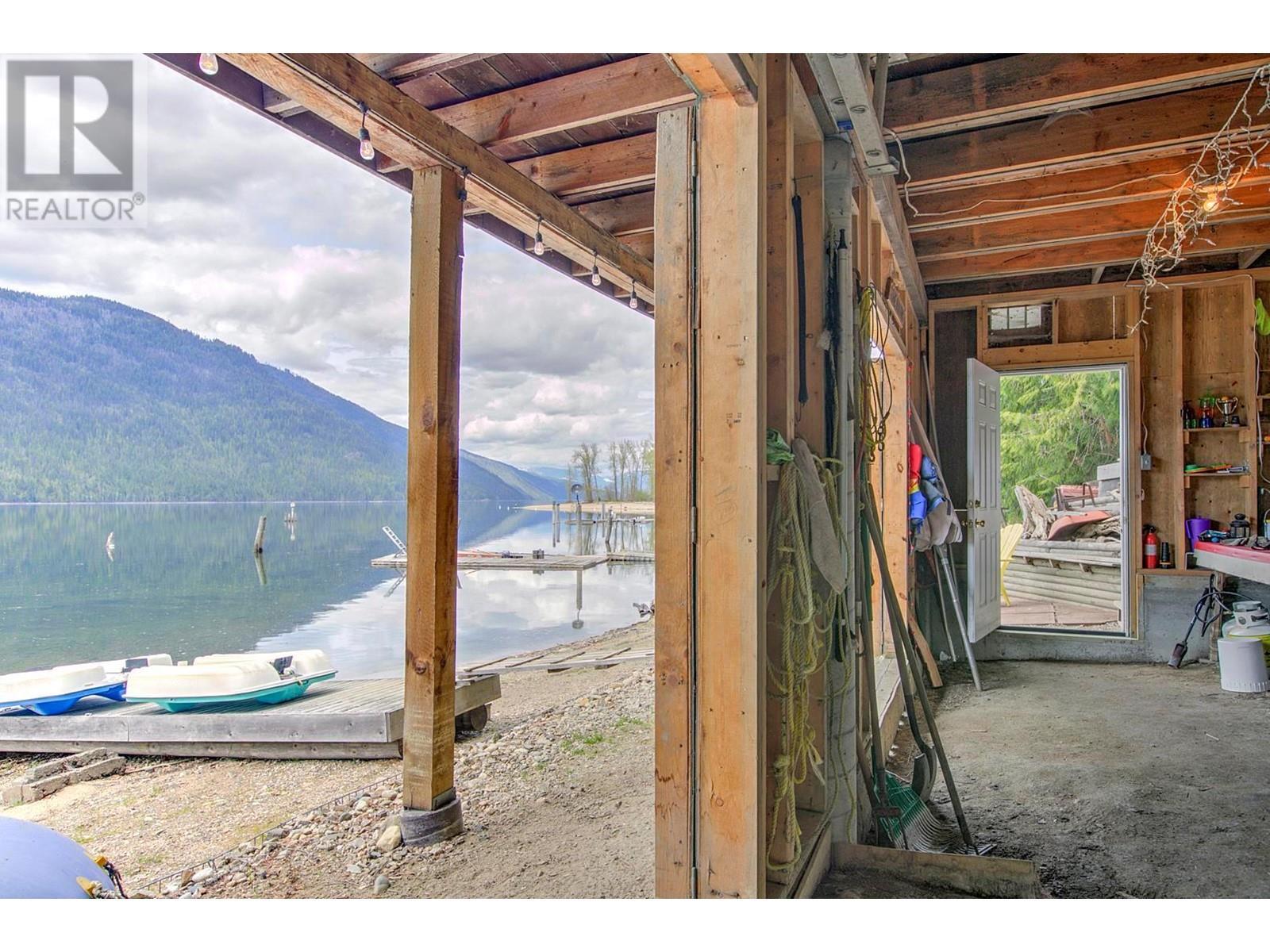 3602 Mabel Lake Road Unit# 5. Lumby, British Columbia