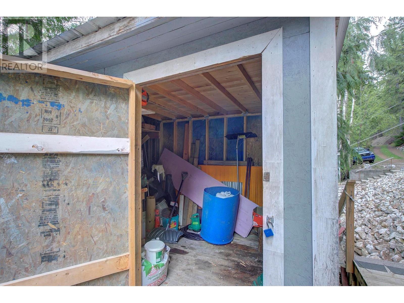 3602 Mabel Lake Road Unit# 5. Lumby, British Columbia