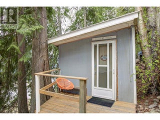 3602 Mabel Lake Road Unit# 5. Lumby, British Columbia