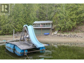 3602 Mabel Lake Road Unit# 5. Lumby, British Columbia