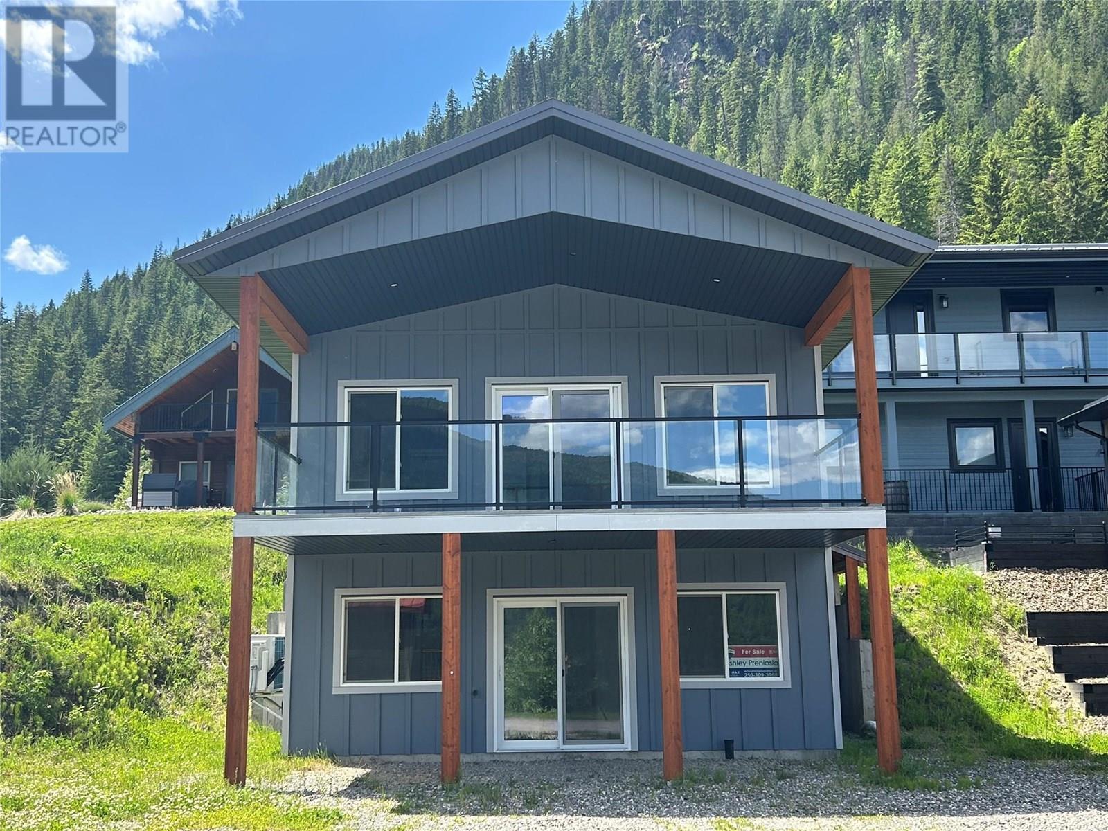 1681 Sugar Lake Road Unit# 7. Cherryville, British Columbia