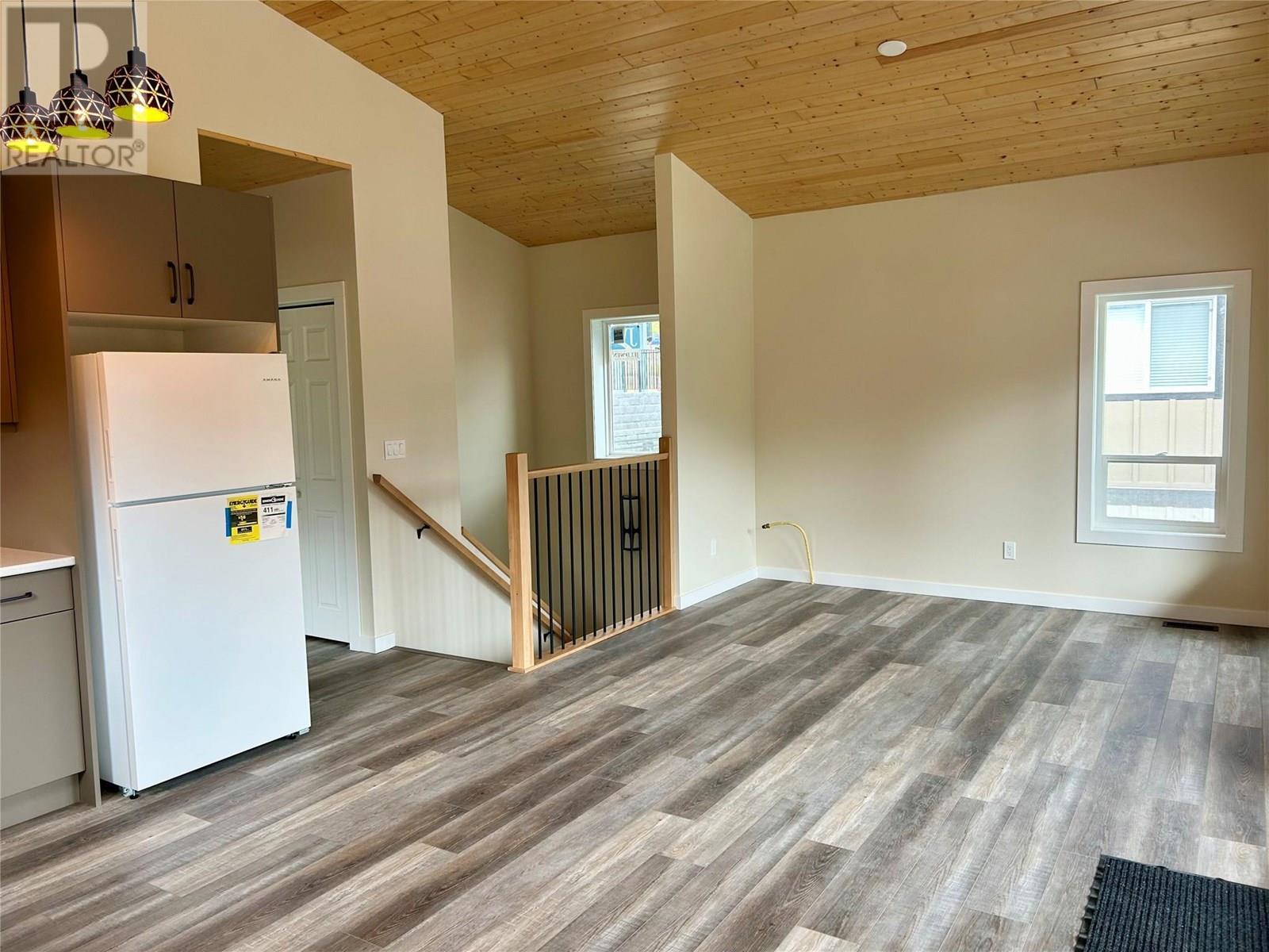 1681 Sugar Lake Road Unit# 7. Cherryville, British Columbia