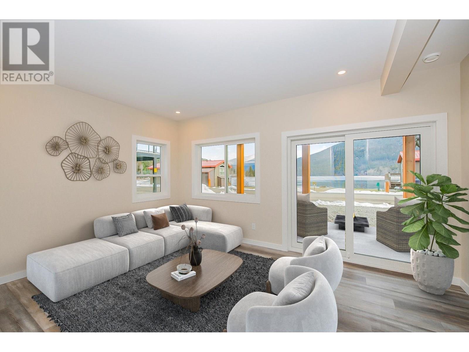 1681 Sugar Lake Road Unit# 7. Cherryville, British Columbia