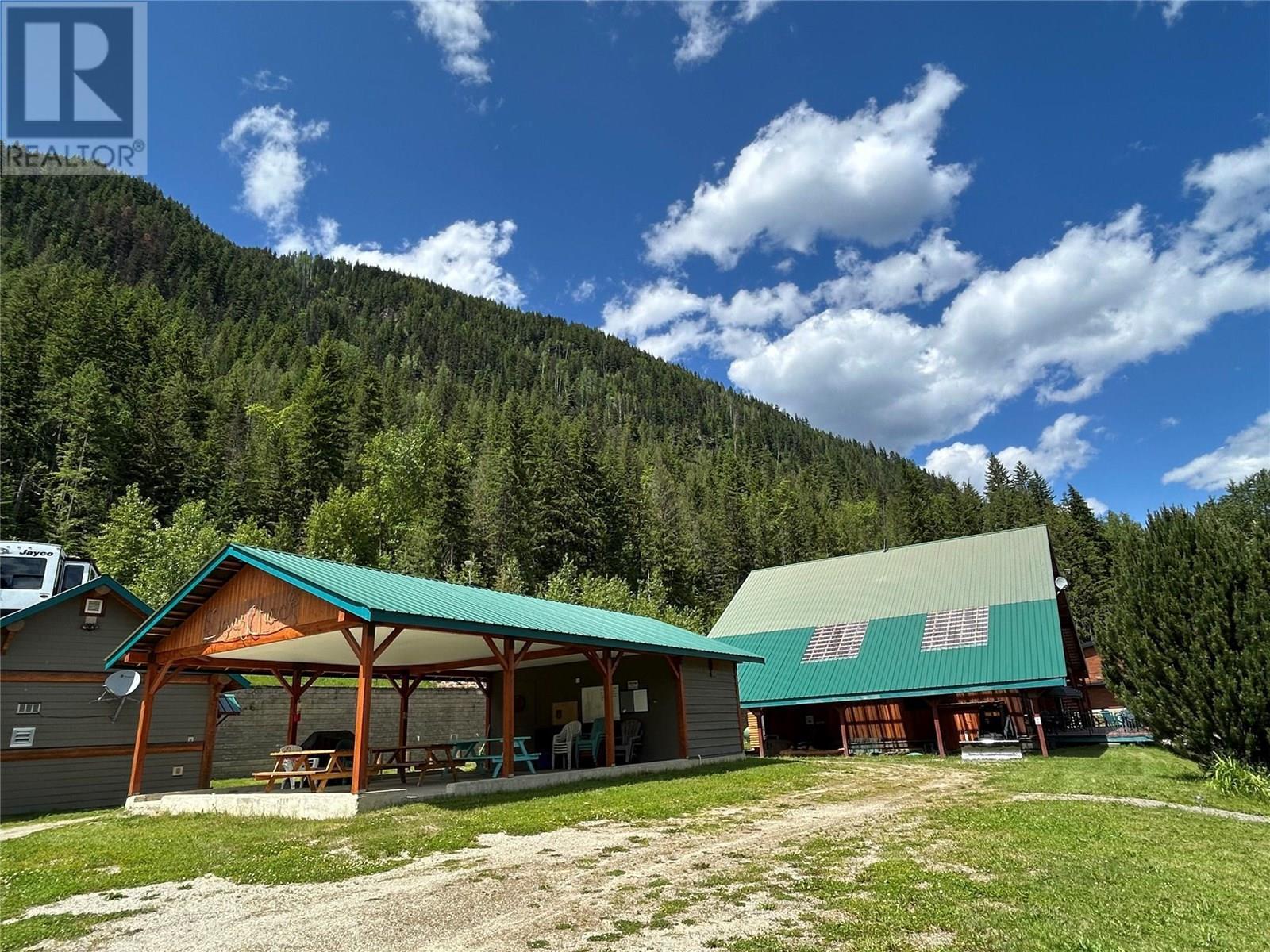 1681 Sugar Lake Road Unit# 7. Cherryville, British Columbia
