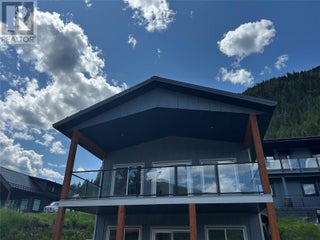 1681 Sugar Lake Road Unit# 7. Cherryville, British Columbia