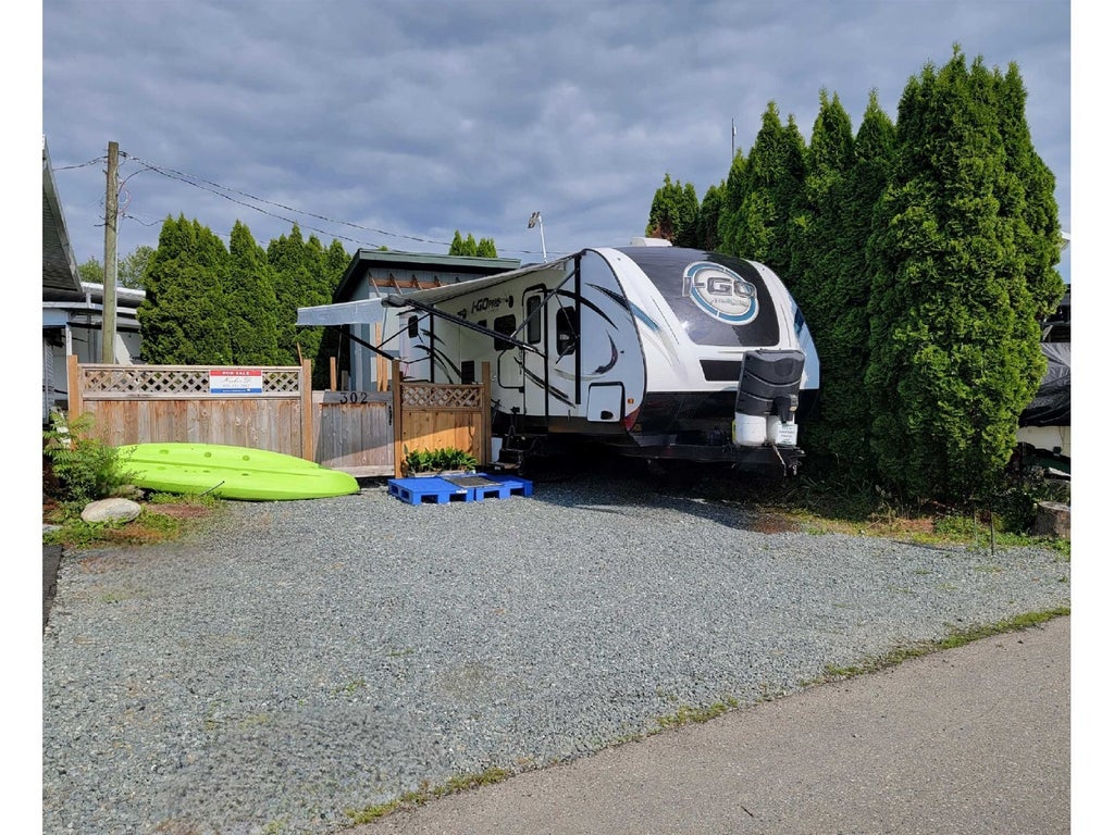 302 8400 Shook Road, Mission