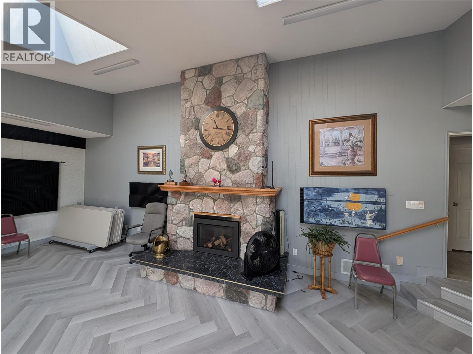 8000 Highland Road Unit# 16. Vernon, British Columbia