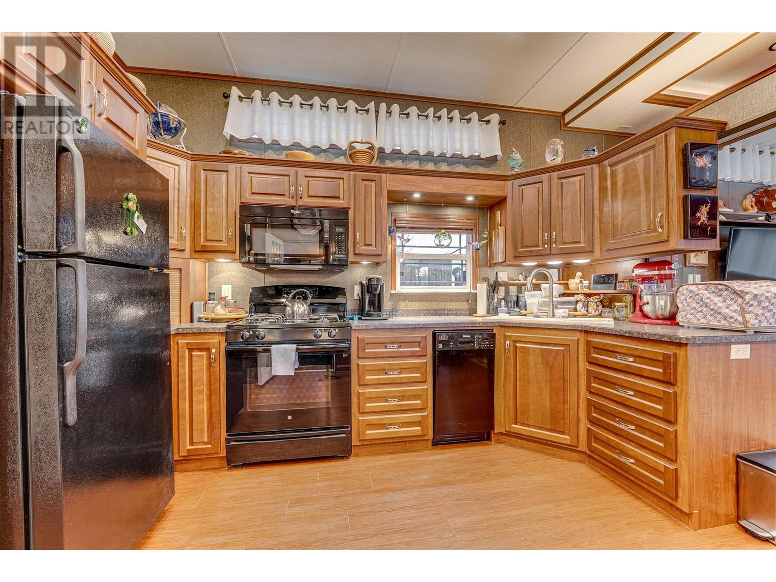 8000 Highland Road Unit# 42. Vernon, British Columbia