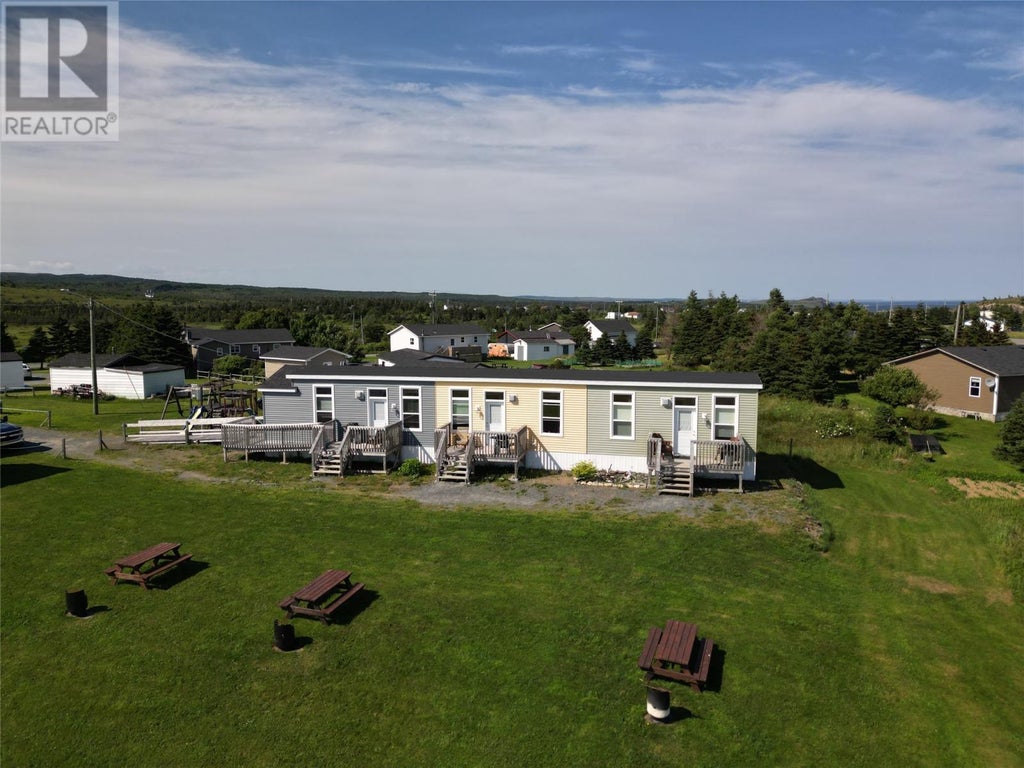 9 Main Road, Kingston