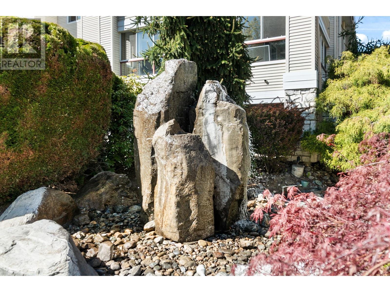 940 Glenwood Avenue Unit# 302. Kelowna, British Columbia