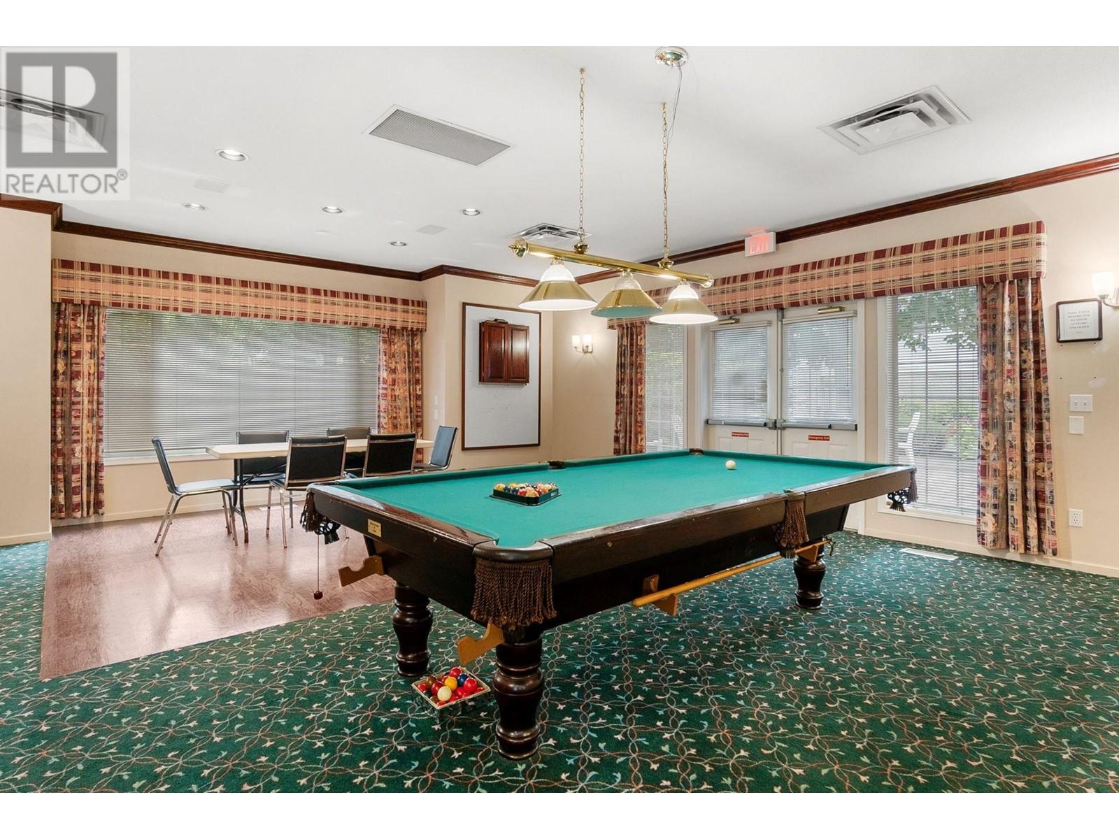 940 Glenwood Avenue Unit# 302. Kelowna, British Columbia