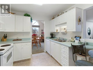 940 Glenwood Avenue Unit# 302. Kelowna, British Columbia