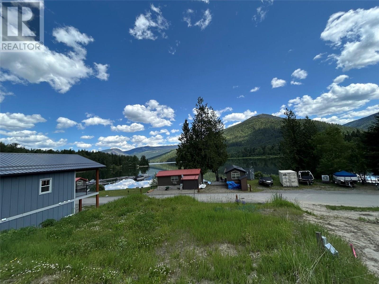 1681 Sugar Lake Road Unit# 6. Cherryville, British Columbia