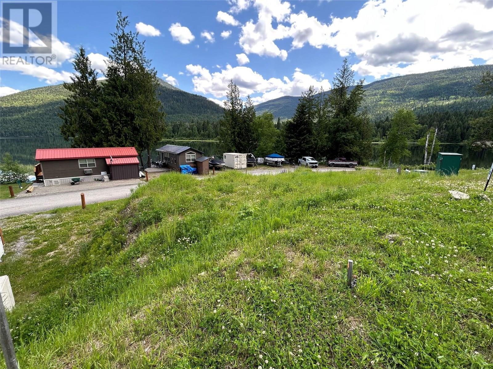 1681 Sugar Lake Road Unit# 6. Cherryville, British Columbia