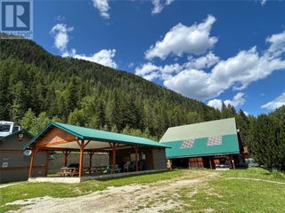 1681 Sugar Lake Road Unit# 6. Cherryville, British Columbia