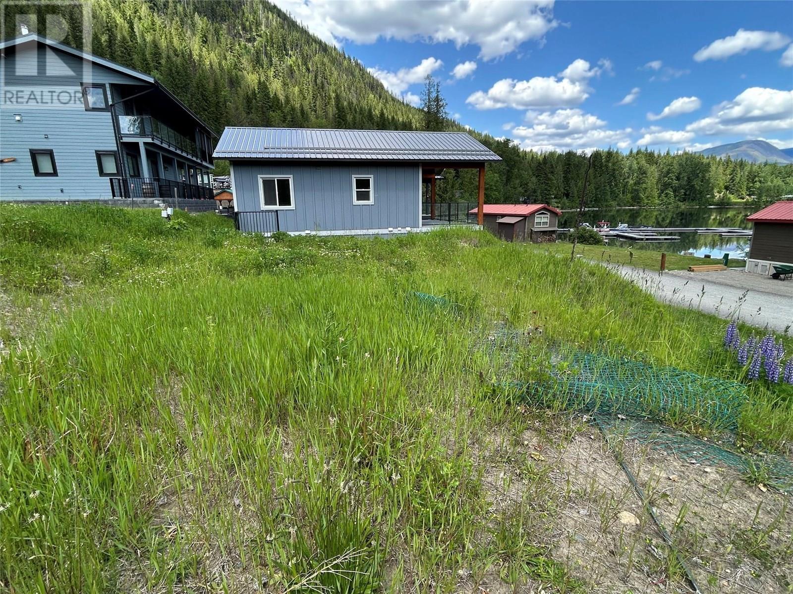 1681 Sugar Lake Road Unit# 6. Cherryville, British Columbia