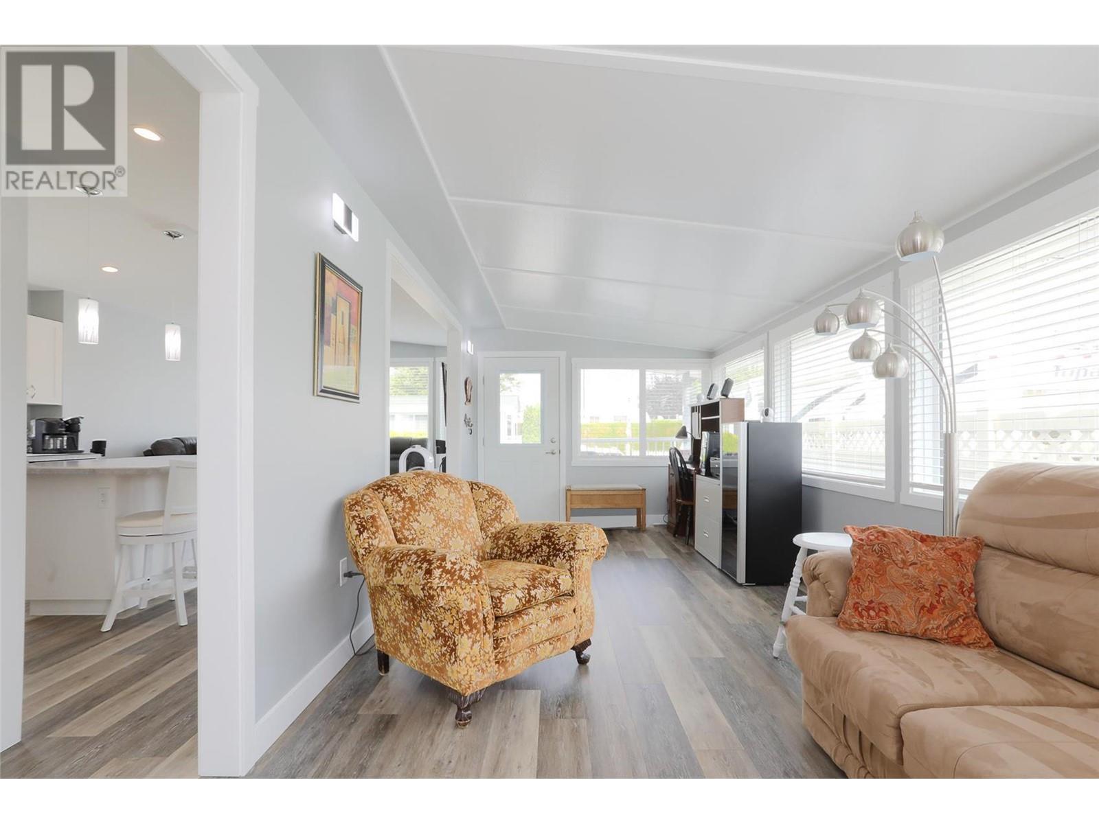 415 Commonwealth Road Unit# 291. Kelowna, British Columbia